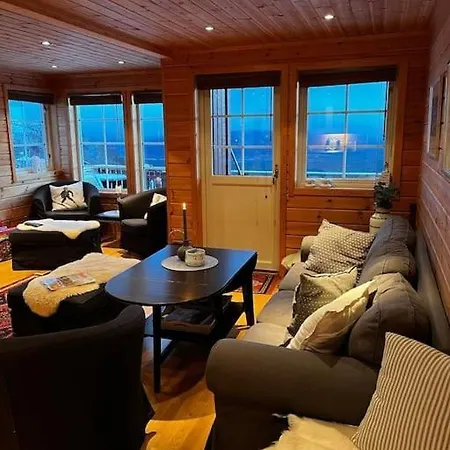 I Malselv Fjellandsby * Bergset